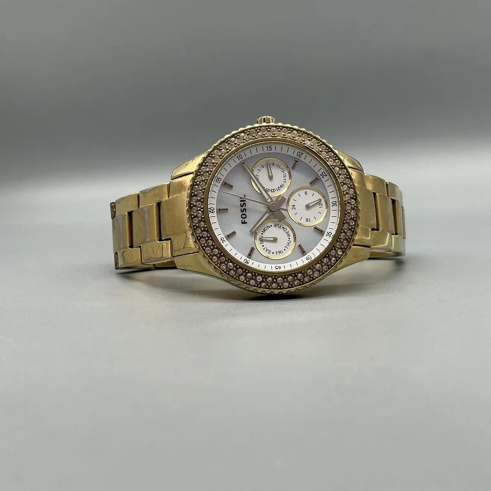 Fossil ES-2861 Womens Watch 38mm MOP Gold Tone Crystals Bracelet New Batt 6.75